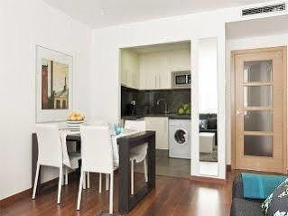 Arago Suites Barcelona Bagian luar foto